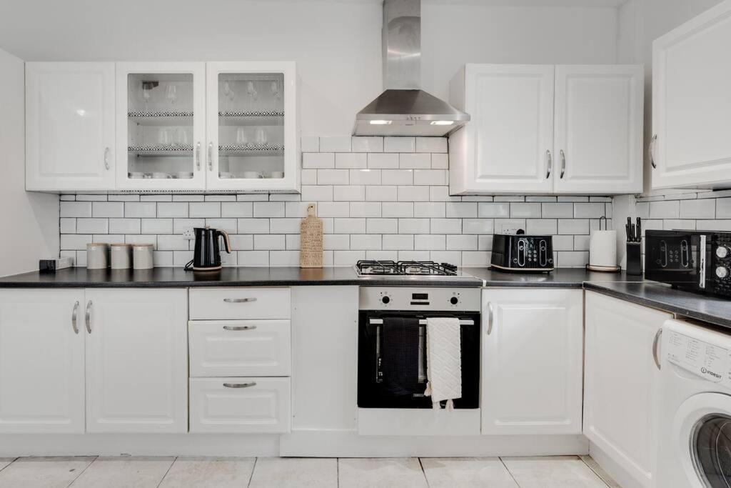 Liverpool 3 Bed House Exterior foto